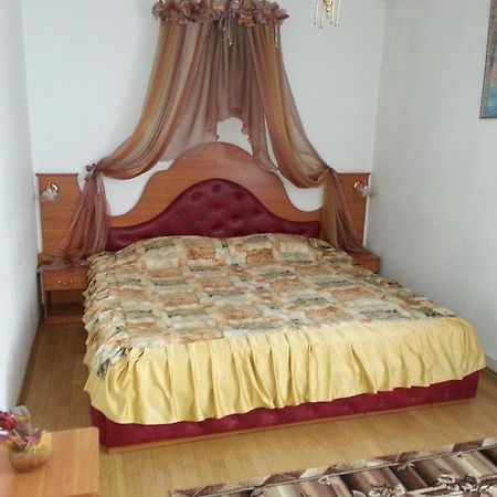 Volter Hotel Lviv Exteriör bild